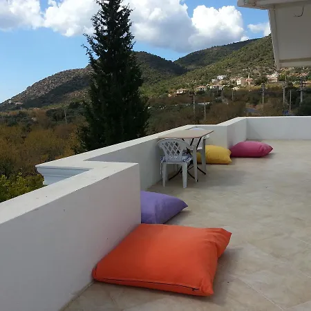Vila White