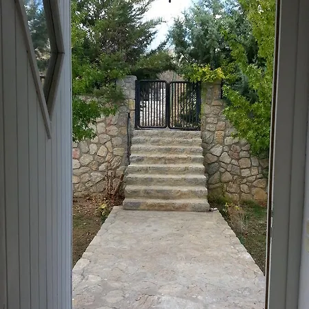 White Vila